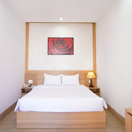 อัน เดือง โฮเทล แอนด์ อพาร์ตเมนต์ Hotel ดานัง ภายนอก รูปภาพ
