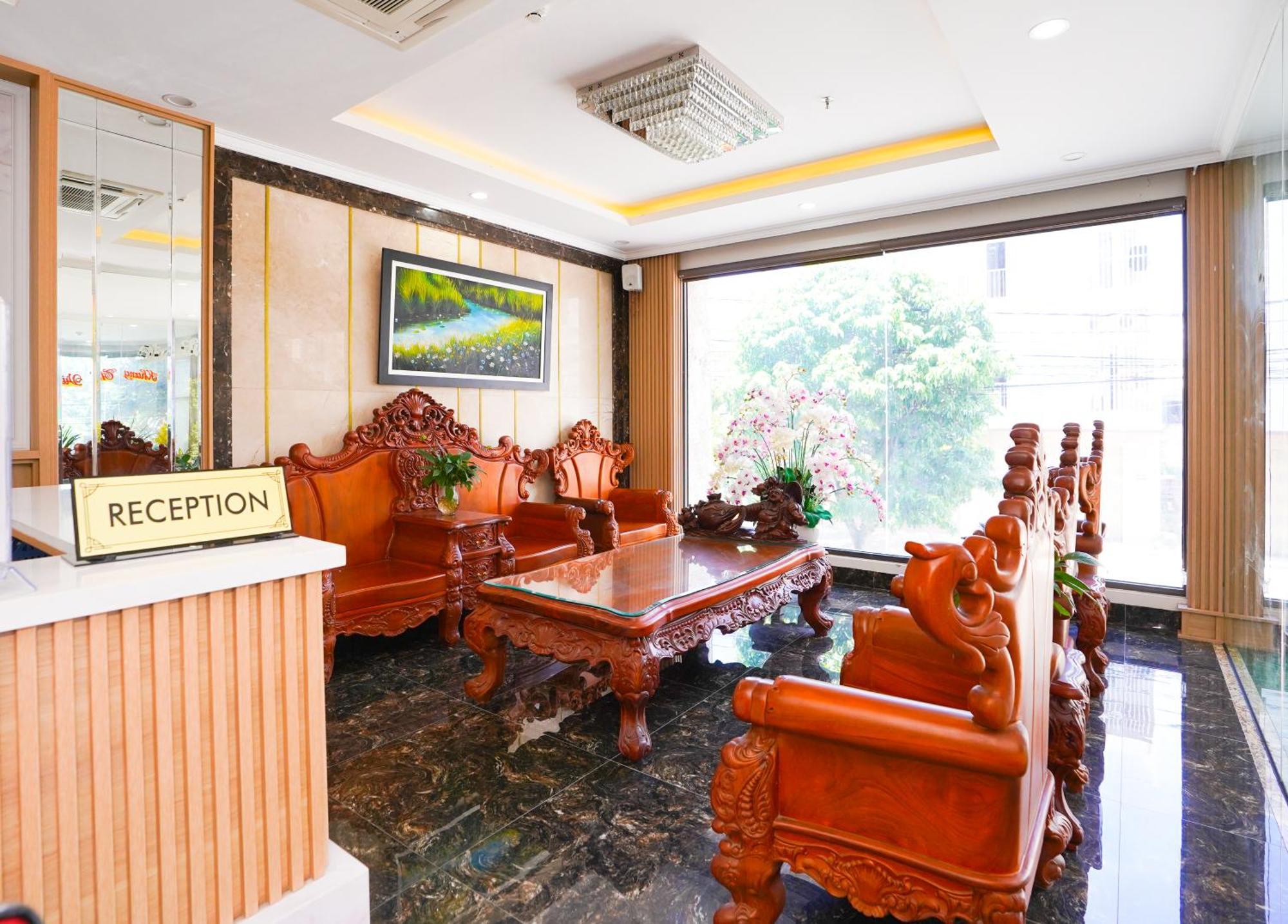 อัน เดือง โฮเทล แอนด์ อพาร์ตเมนต์ Hotel ดานัง ภายนอก รูปภาพ