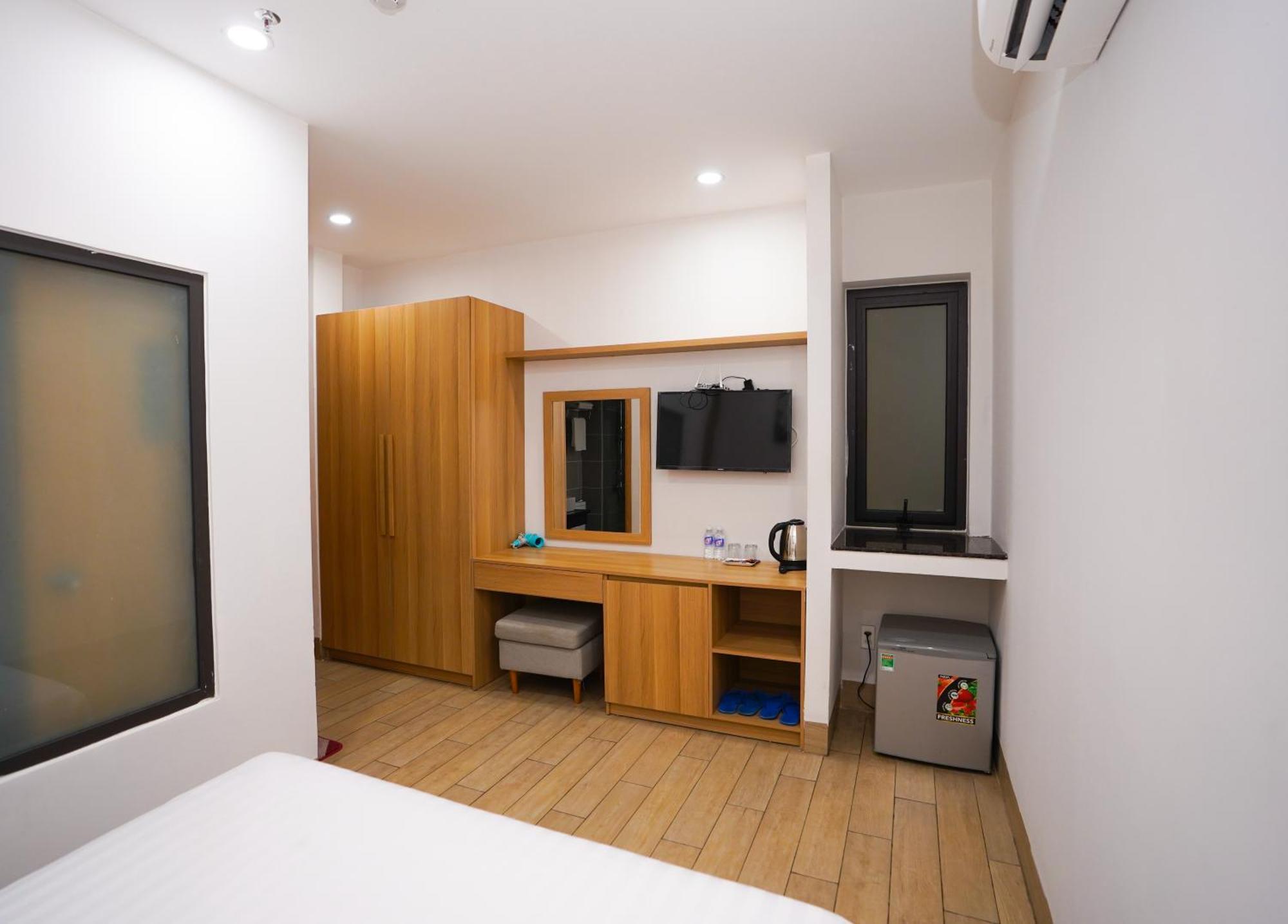 อัน เดือง โฮเทล แอนด์ อพาร์ตเมนต์ Hotel ดานัง ภายนอก รูปภาพ