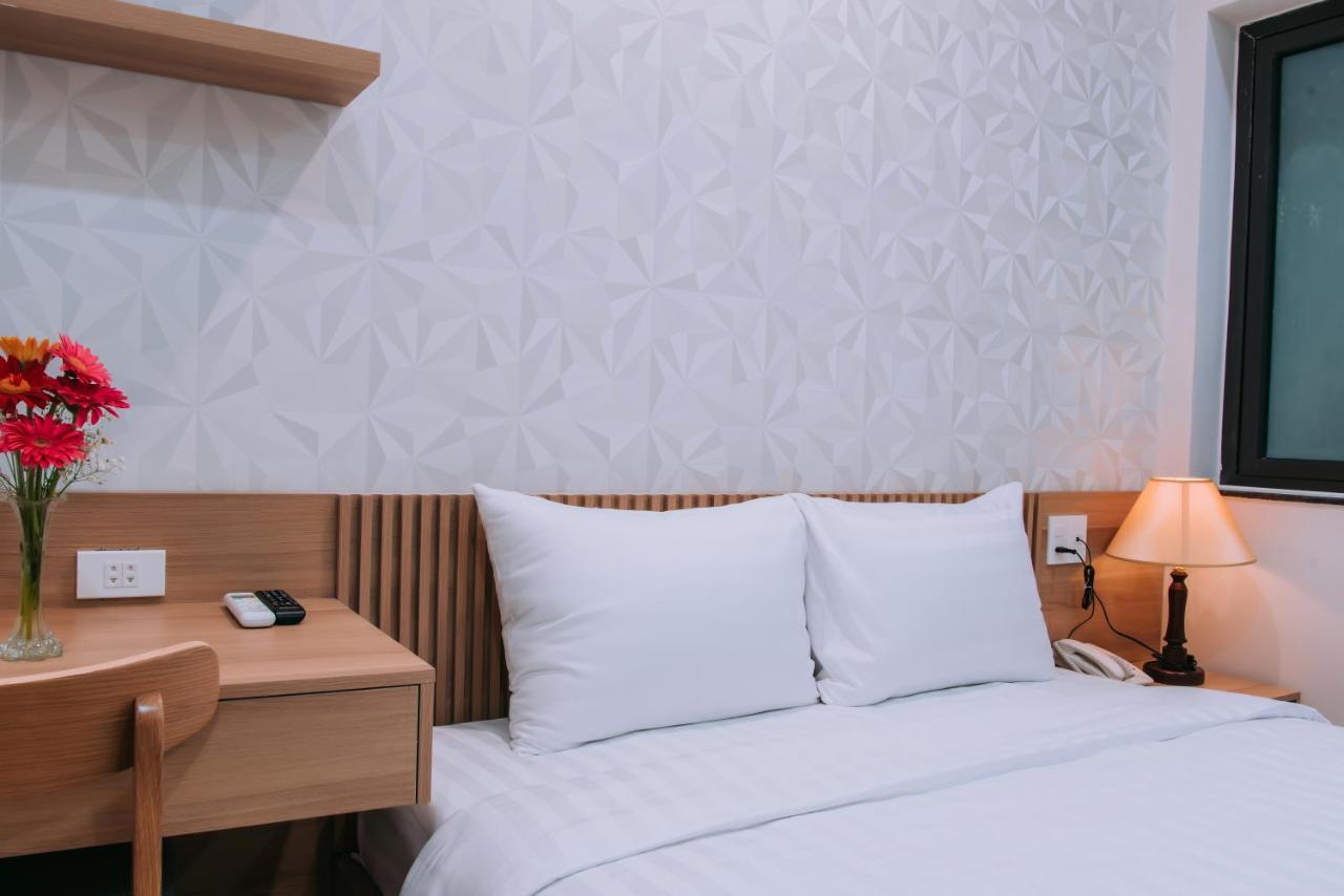 อัน เดือง โฮเทล แอนด์ อพาร์ตเมนต์ Hotel ดานัง ภายนอก รูปภาพ